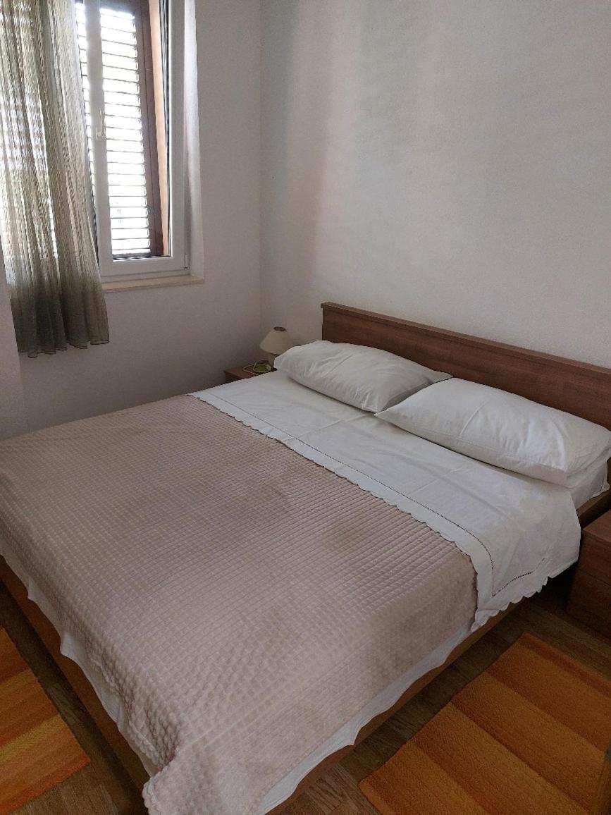 Apartments Nela Jelsa  Pokój zdjęcie